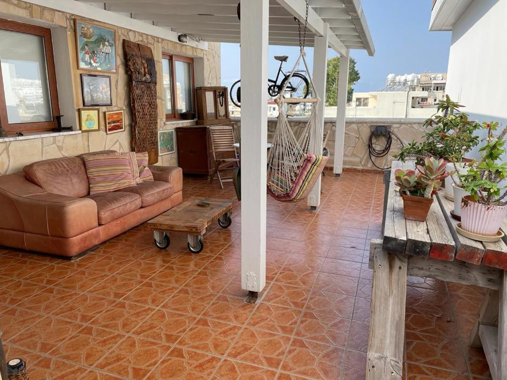 Mp Cozy Apartment Near The Sea Пафос Экстерьер фото